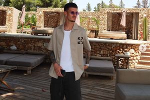 Parma și-a luat adio de la Man: „Magie pură de la prima atingere!” » Prima imagine cu Dennis după ce a trecut vizita medicală la PSV