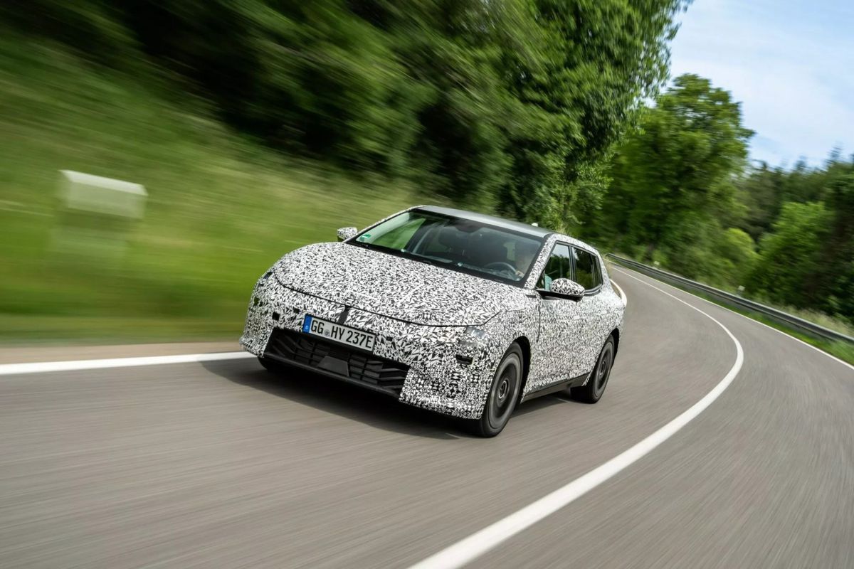 Cum arată modelul Kia EV4