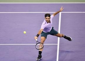 Roger Federer revine pe terenul de tenis, la un meci demonstrativ organizat în Shanghai: „Un loc special pentru mine”