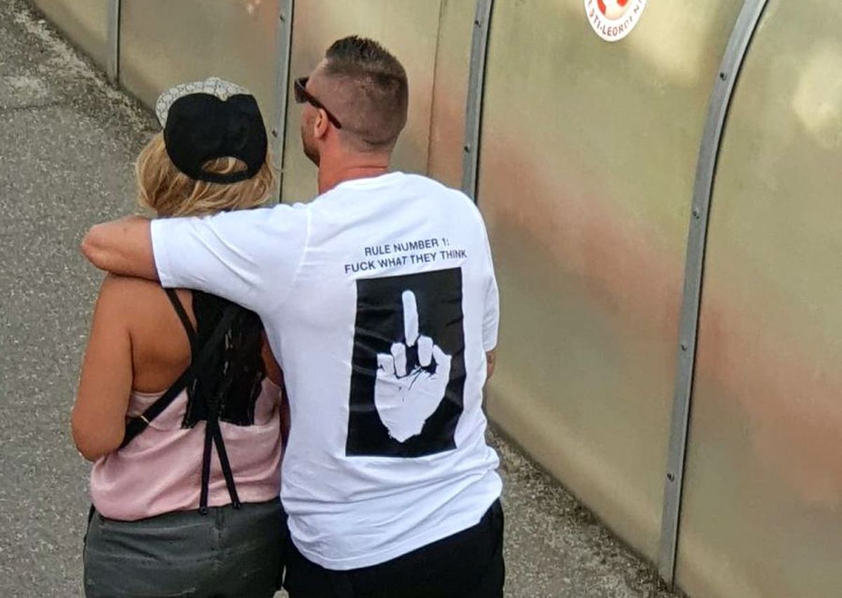 LIGA 2 // VIDEO+FOTO Cristi Bud, dat afară de Erik Lincar de la Turris Turnu Măgurele! Mesaj obscen al fostului atacant al campioanei CFR Cluj