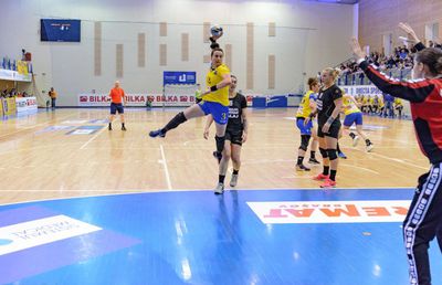 Spectacol în etapa a 3-a din Liga Florilor! Corona Brașov e lider după încă o victorie » Toate rezultatele + clasamentul