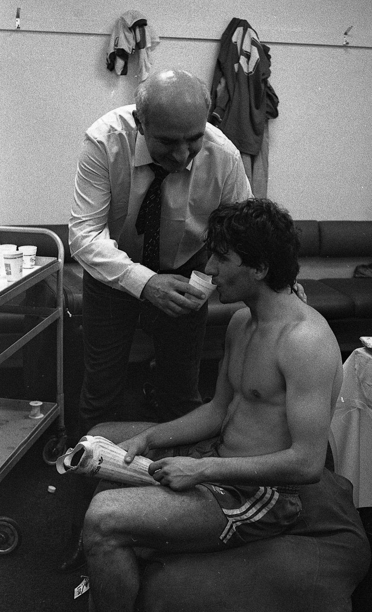 RETRO GSP. 35 de ani de când Lucescu remiza pe Wembley cu trei jucători de la Corvinul, locul 8 în campionat, și cu numai doi de la campioana Steaua