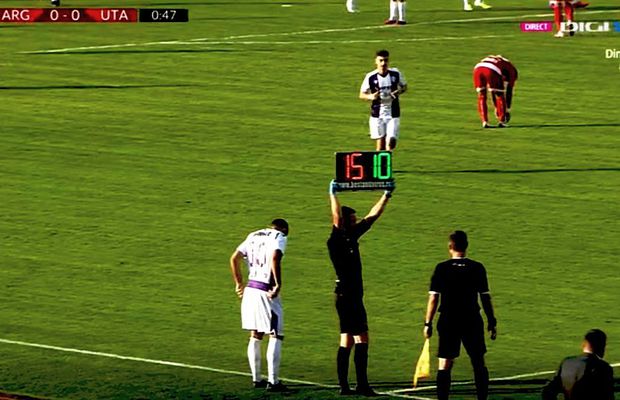 FC ARGEȘ - UTA. Ionuț Badea, „devorator” de jucători U21! Tehnicianul piteștenilor a recidivat în meciul cu UTA