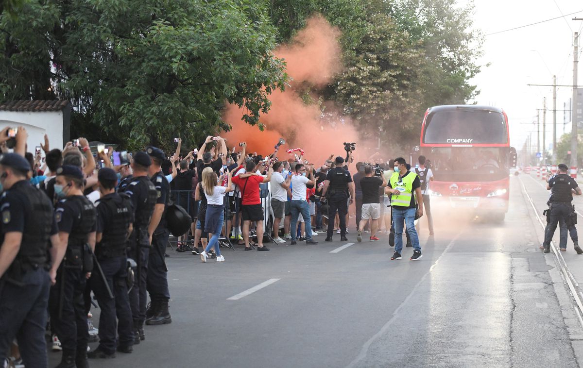 DINAMO. VIDEO Imagini senzaționale postate de Pablo Cortacero din autocar! Cum au reacționat noile transferuri la întâlnirea cu fanii: „Wow! La naiba, asta e altceva”