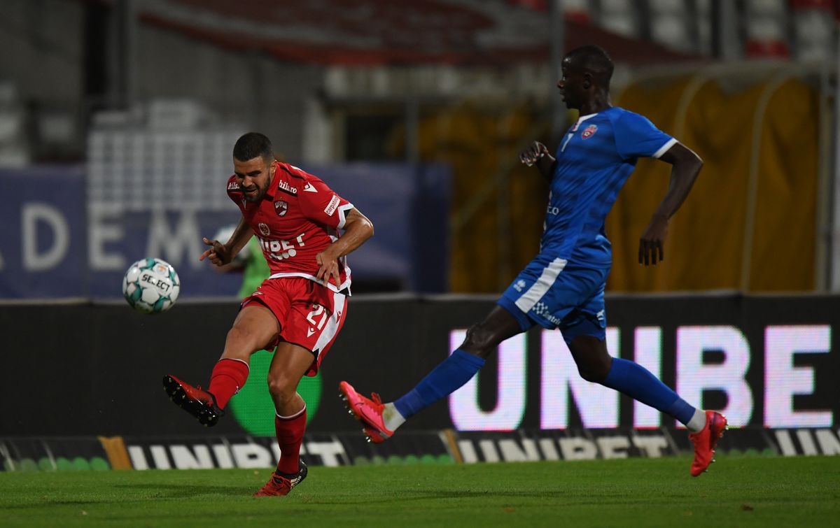 DINAMO - FC BOTOȘANI 1-1 // Dinamo, fără victorie după 3 etape! „Câinii” au obținut un punct cu Botoșani după supergolul lui Borja Valle