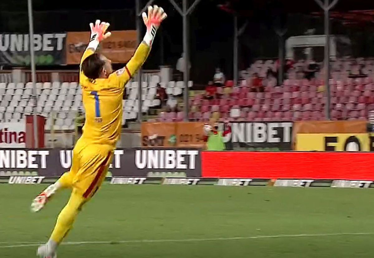 DINAMO - FC BOTOȘANI. VIDEO + FOTO Gol de poveste marcat de Borja Valle! A înscris de la 55 de metri