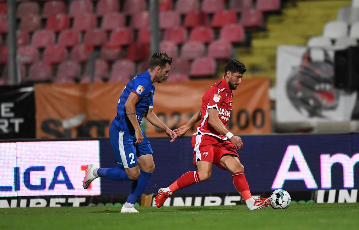 EXCLUSIV Fanii lui Dinamo, victorie importantă în războiul cu inamicul numărul 1 din club! Ce schimbare se va face săptămâna viitoare