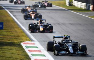 Valtteri Bottas a câștigat cursa Sprint de la Monza, dar Max Verstappen va pleca din pole-position duminică. Accident în primul tur