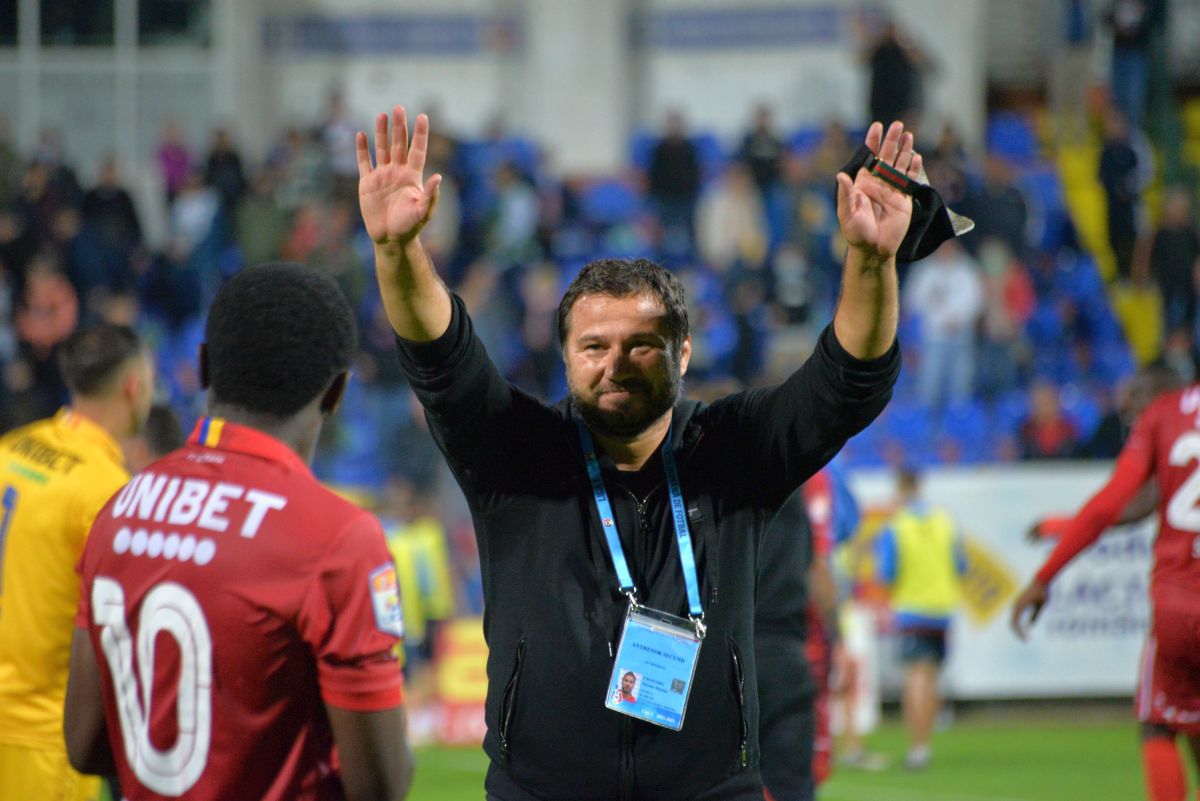 FC Botoșani - CFR Cluj 1-0 » Primul meci cu Dan Petrescu pe bancă în acest sezon, primul eșec pentru campioană