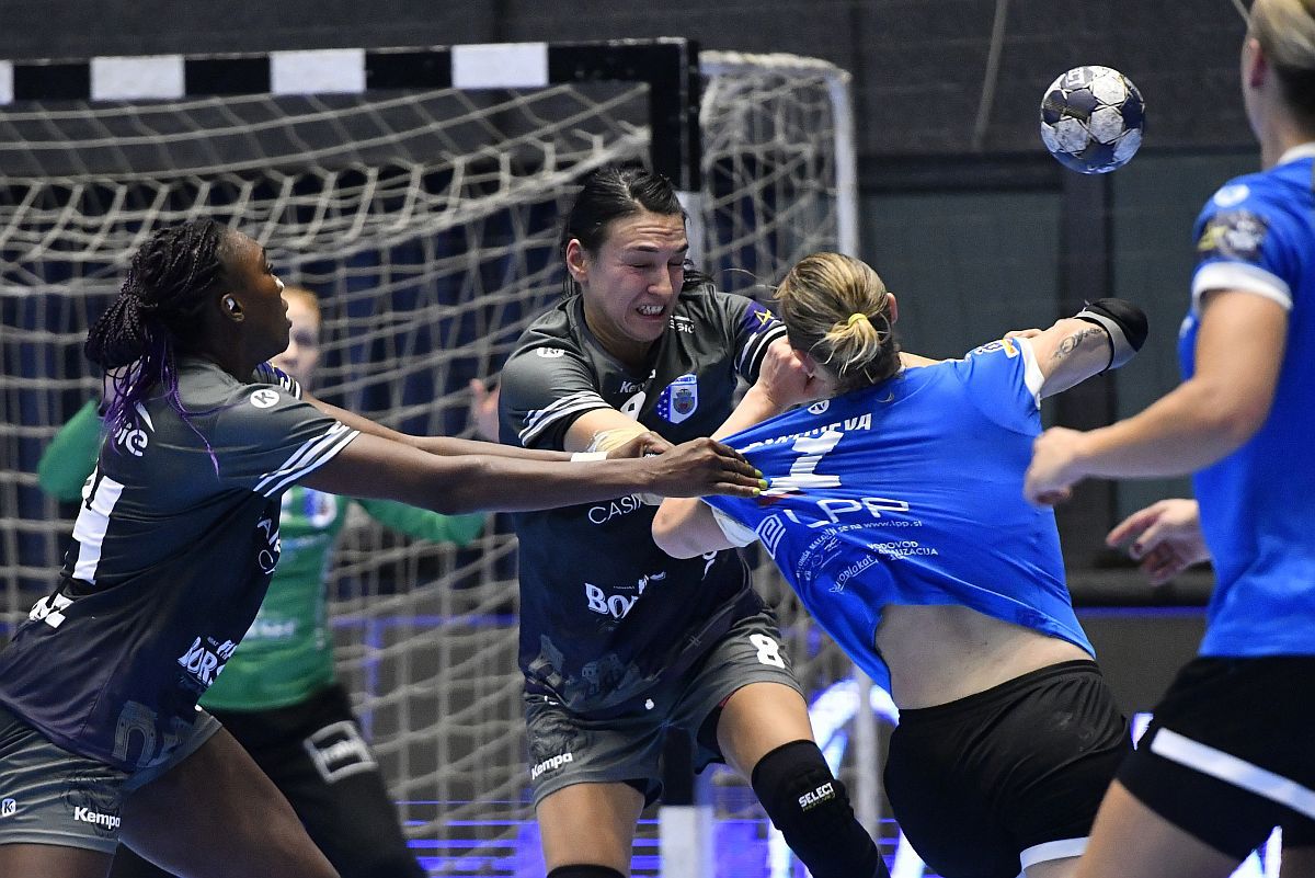 CSM București - Krim Ljubljana, în primul meci din grupa A de Liga Campionilor