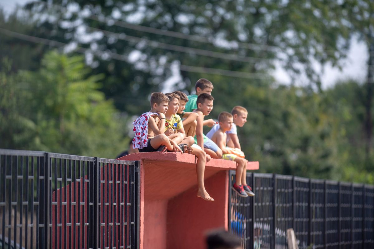 Despre fotbal, criză economică și educație sexuală la Orbeasca - Botoroaga: „Nu mi-e frică de niciun război!” + „Noi ținem și cu Steaua, și cu FCSB”