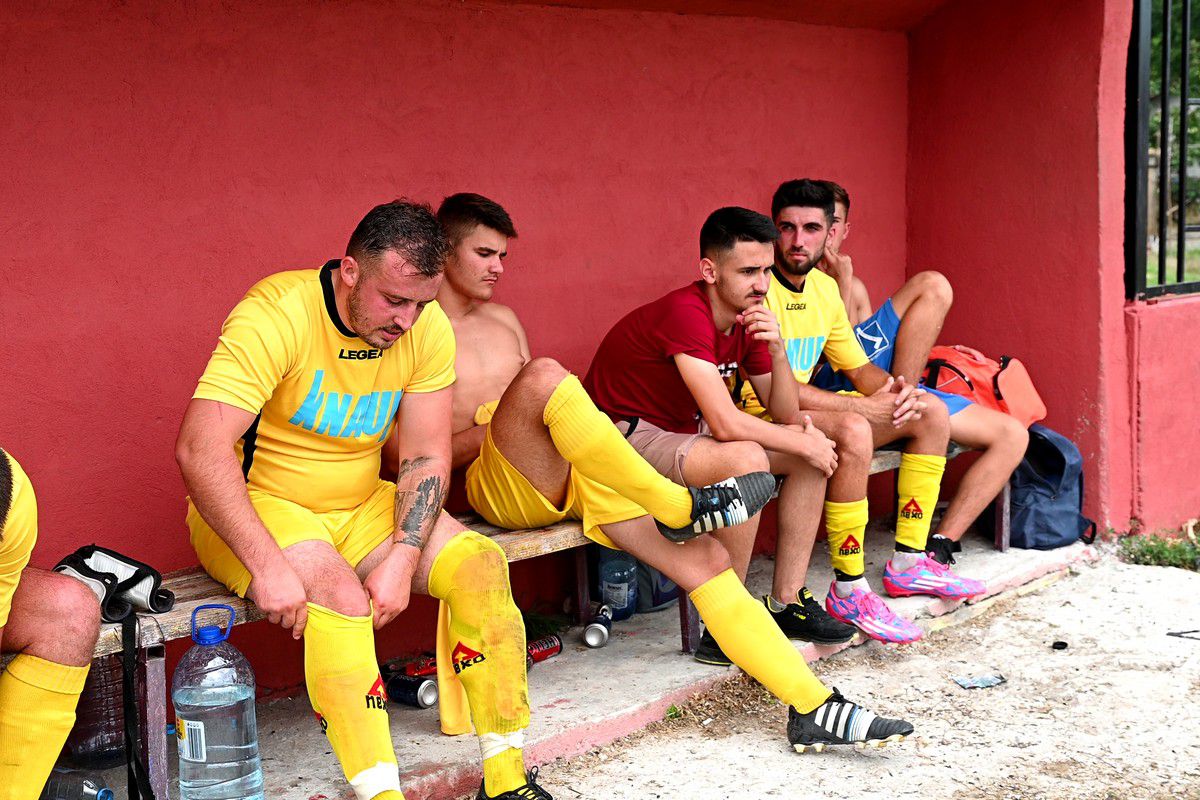 Despre fotbal, criză economică și educație sexuală la Orbeasca - Botoroaga: „Nu mi-e frică de niciun război!” + „Noi ținem și cu Steaua, și cu FCSB”