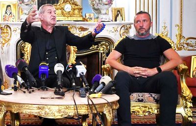 Săpunaru i-a răspuns acid lui MM, care ceruse „măsuri” împotriva lui: „Nu vorbesc cu valeții de la palat”