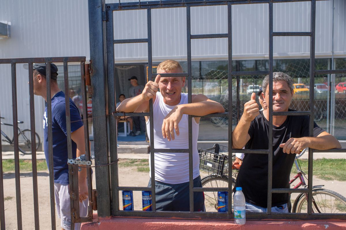 Despre fotbal, criză economică și educație sexuală la Orbeasca - Botoroaga: „Nu mi-e frică de niciun război!” + „Noi ținem și cu Steaua, și cu FCSB”