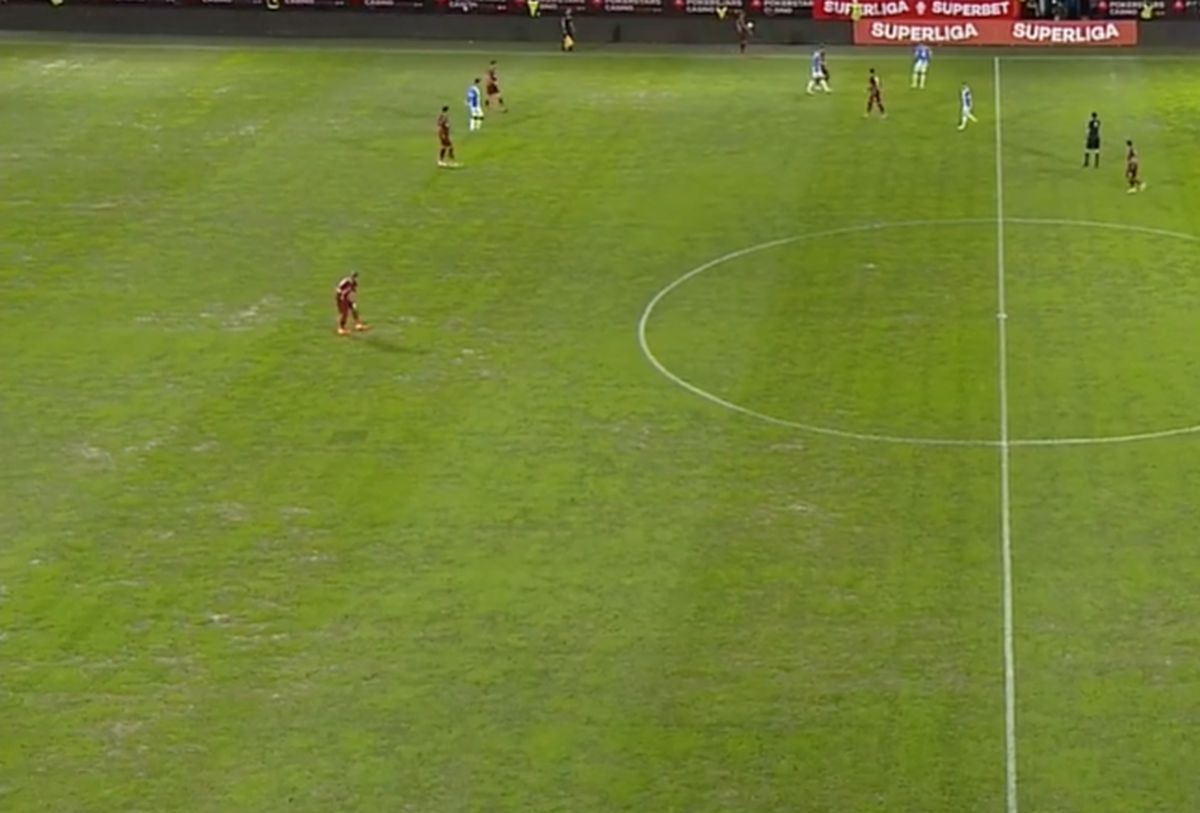 Gazon distrus! Ce s-a întâmplat cu iarba de pe arena lui CFR Cluj