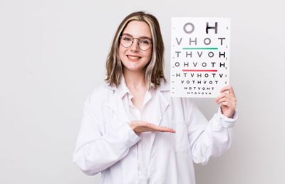 Acuitate vizuală: Cum se evaluează și ce înseamnă valorile sale