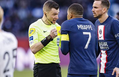 Ne arbitrează un agent imobiliar! Detalii mai puțin știute despre „centralul” de la România - Kosovo și un amănunt care-i îngrijorează pe „tricolori”