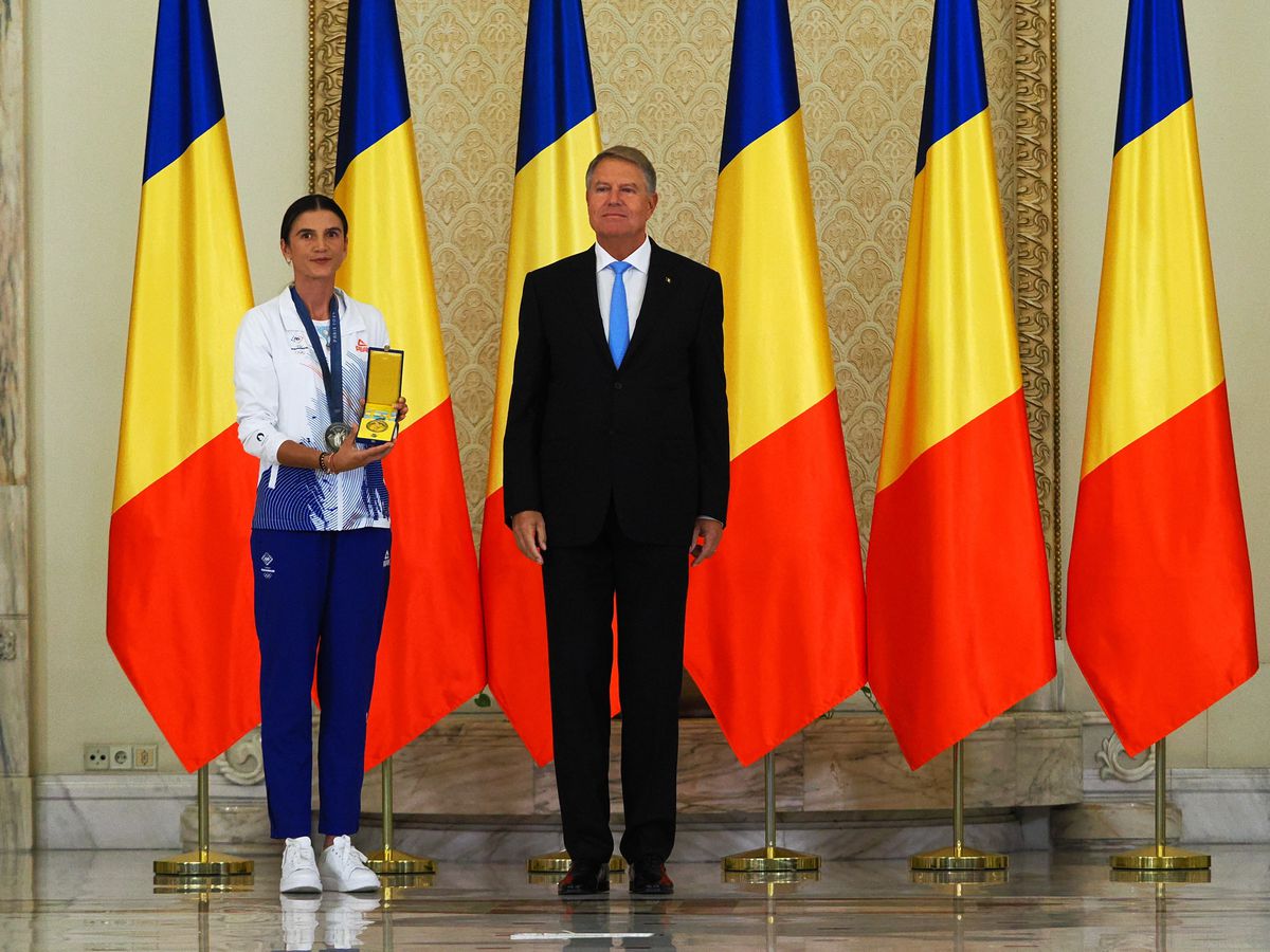 Klaus Iohannis i-a decorat pe sportivii români medaliați la Jocurile Olimpice și Paralimpice de la Paris » Cine a primit cea mai înaltă distincție