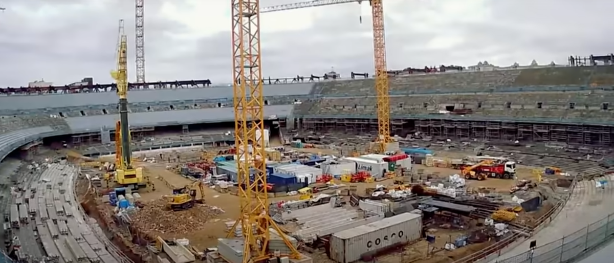 Imagini de la reconstrucția stadionului Camp Nou