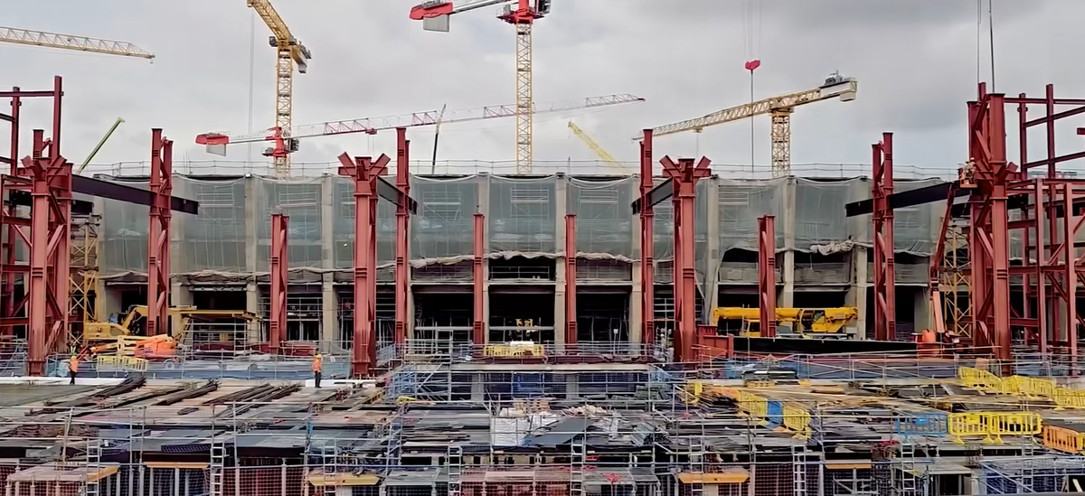 Imagini de la reconstrucția stadionului Camp Nou