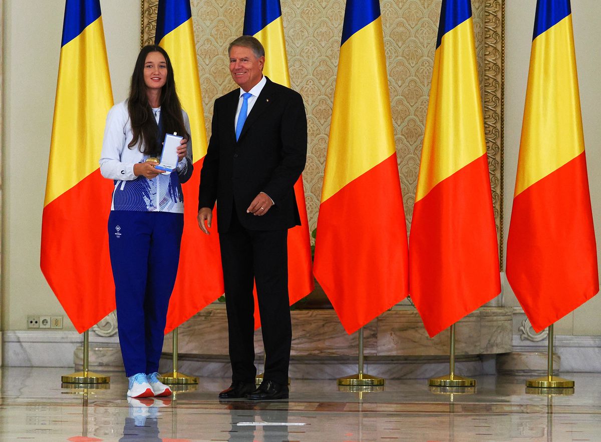 Klaus Iohannis i-a decorat pe sportivii români medaliați la Jocurile Olimpice și Paralimpice de la Paris » Cine a primit cea mai înaltă distincție