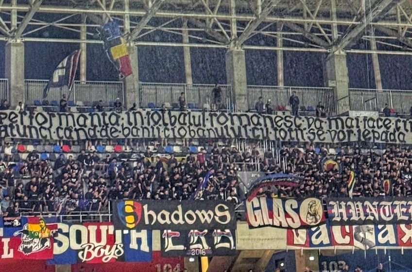 Mesajul afișat de ultrașii steliști, cu trimitere directă la Gigi Becali / Sursă foto: Facebook@ AS47