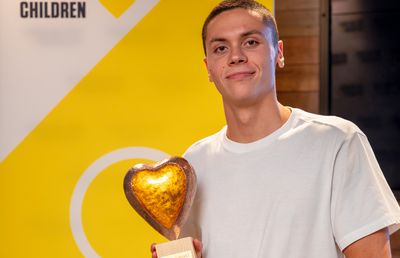 David Popovici „își donează ziua de naștere” » Pentru ce cauză vrea să strângă 100.000 de euro