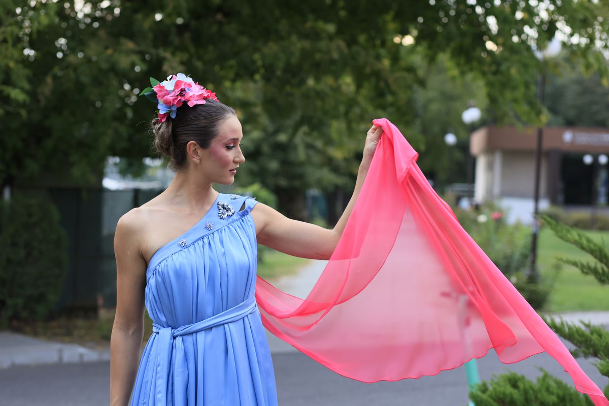 Fetele de aur Simona Radiș și Ancuța Bodnar, încântătoare pe podiumul de modă: „Prințesă!”