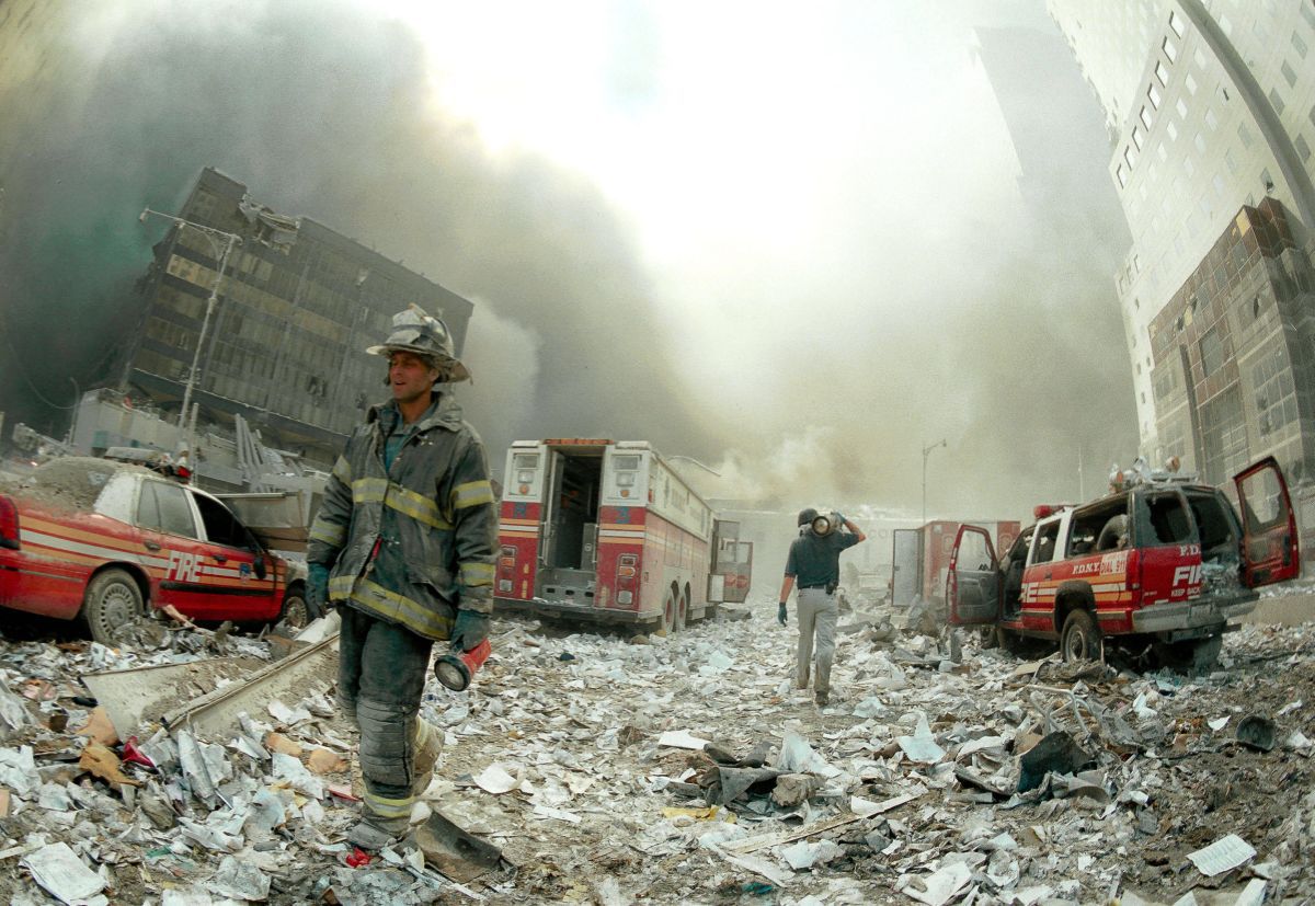 11 septembrie 2001, „ziua în care am fost învinși cu toții” » Ce titra Gazeta Sporturilor pe copertă, a doua zi după atentatele de la World Trade Center