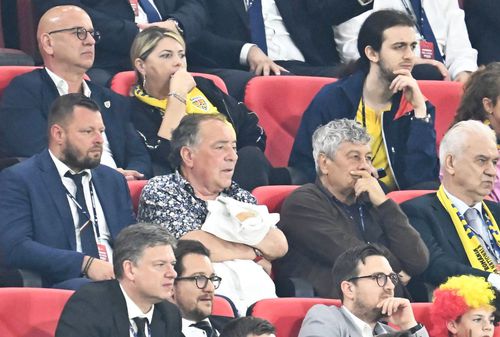 Marius Niculae, Marcel Răducanu, Mircea Lucescu și Anghel Iordănescu pe rândul din mijloc / FOTO: Imago