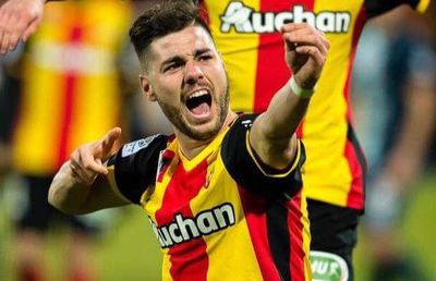 Un fan i-a scris lui Cristian Lopez, pentru că fostul atacant de la CFR Cluj nu marca la Football Manager » Ce i-a răspuns fotbalistul :D