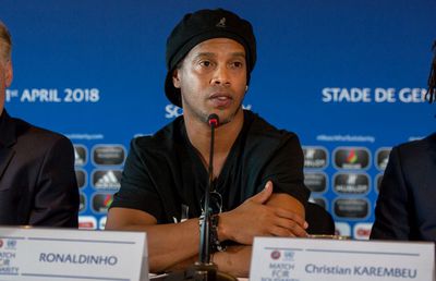 Ronaldinho nu a scăpat de problemele cu legea » A fost chemat în Parlament