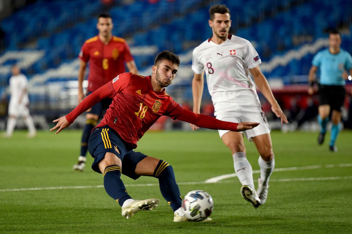 SPANIA - ELVEȚIA 1-0. Luis Enrique, show la conferință: „Las-o pe iubita ta să-mi pună întrebări!”