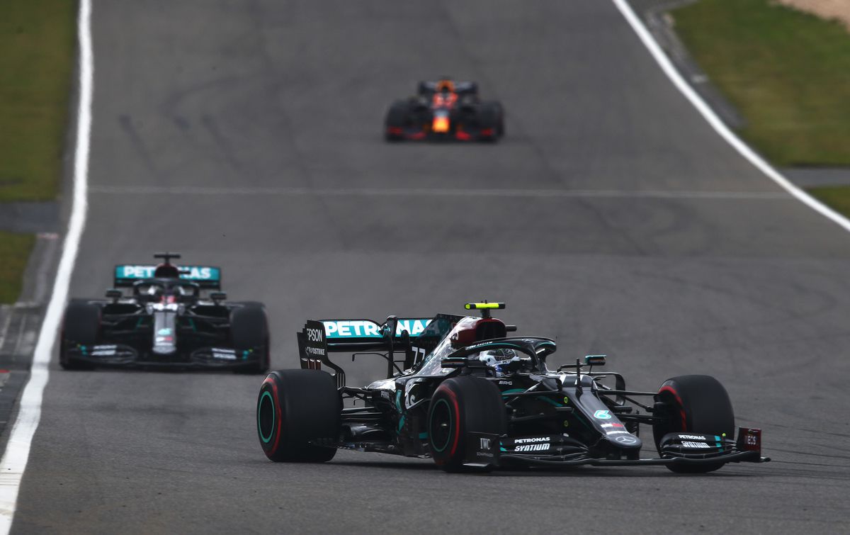 FOTO Lewis Hamilton a scris istorie: a câștigat Marele Premiu de la Eifel și a egalat recordul lui Michael Schumacher