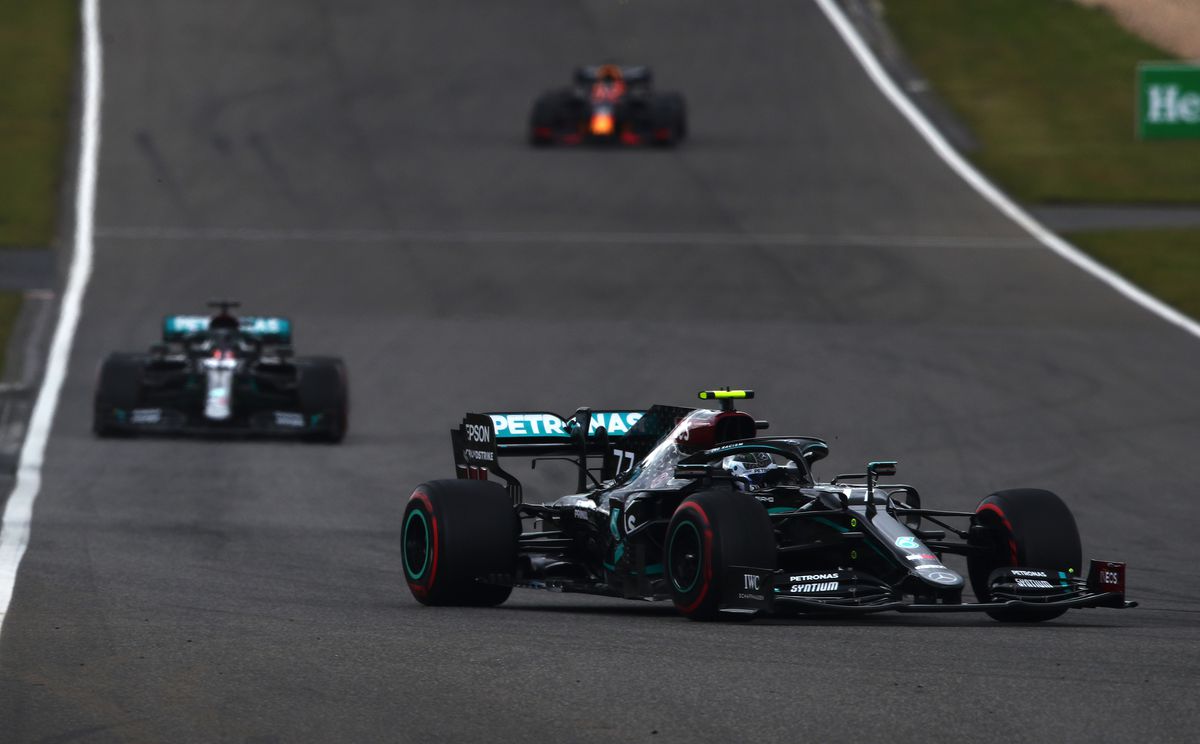 FOTO Lewis Hamilton a scris istorie: a câștigat Marele Premiu de la Eifel și a egalat recordul lui Michael Schumacher