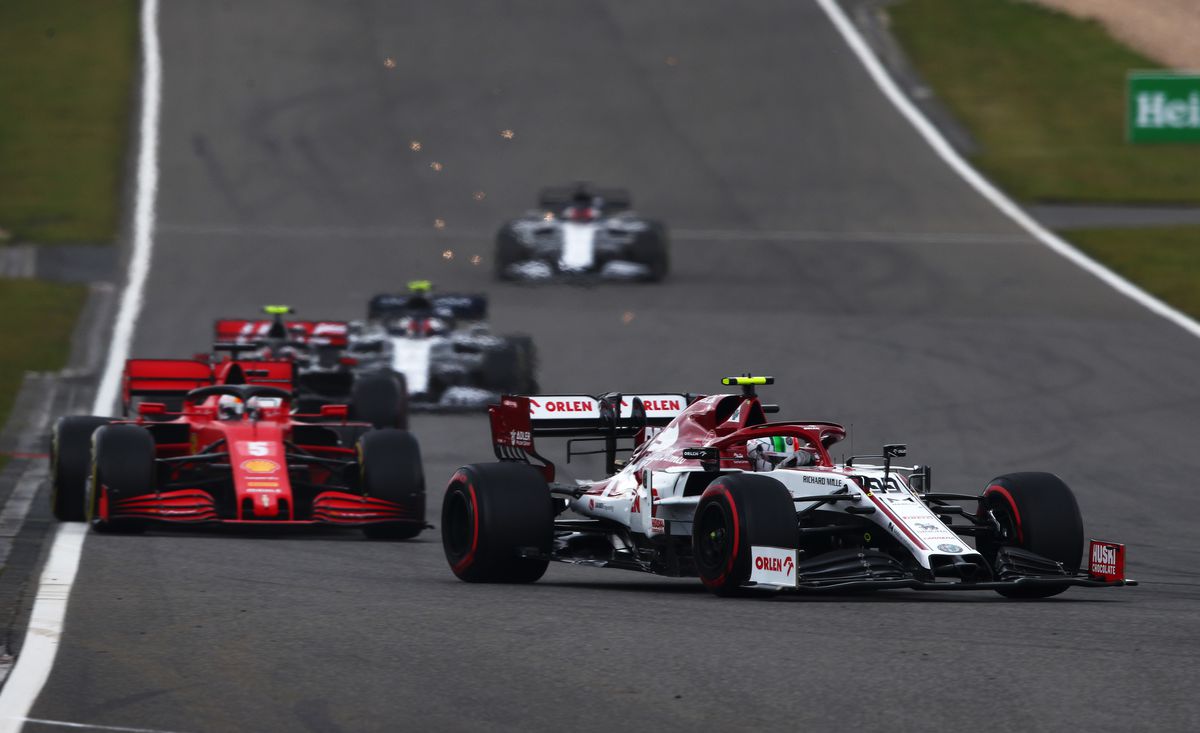 FOTO Lewis Hamilton a scris istorie: a câștigat Marele Premiu de la Eifel și a egalat recordul lui Michael Schumacher