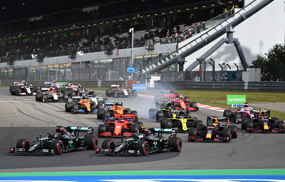 FOTO Lewis Hamilton a scris istorie: a câștigat Marele Premiu de la Eifel și a egalat recordul lui Michael Schumacher