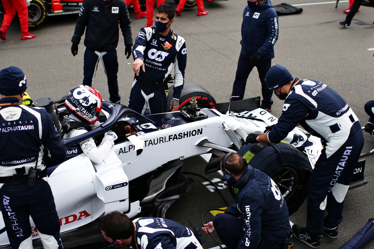 FOTO Lewis Hamilton a scris istorie: a câștigat Marele Premiu de la Eifel și a egalat recordul lui Michael Schumacher