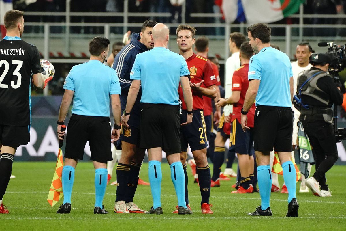 Explicațiile primite de spanioli din partea arbitrului pentru faza controversată din finala Ligii Națiunilor