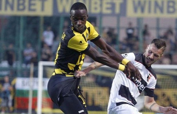 Așteaptă actele » Dinamo poate bifa azi un transfer