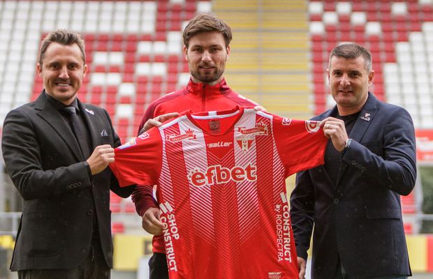 Atacantul cu gol în grupele Ligii Campionilor a semnat cu UTA!