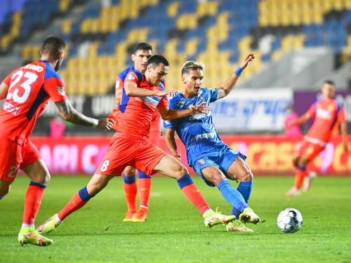 Din informațiile GSP, Constantin Budescu (32 de ani) și Adrian Șut (22 de ani) acuză de câteva zile o răceală, din cauza căreia au și lipsit la amicalul cu Astra, scor 2-0, disputat sâmbătă.