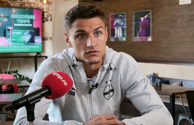 Joacă la Ujpest și le dă sfaturi românilor înainte de meciul cu Belarus: „Terenul e mai alunecos decât ar trebui. O ciupercă e de vină”