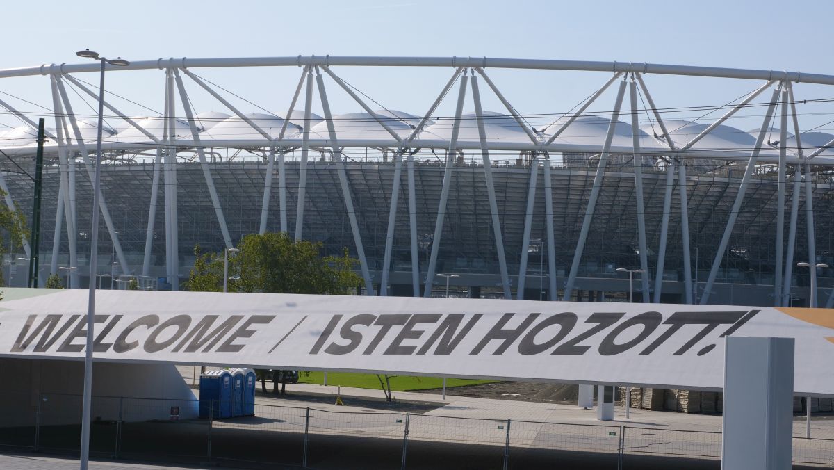 FOTO Stadionul din Budapesta