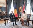 Klaus Iohannis, primit de preşedinta Ungariei la Budapesta » Tot orașul e împânzit cu steagurile României