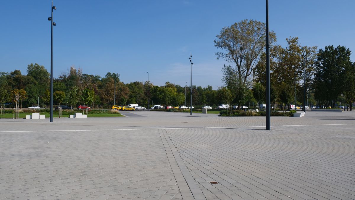 În timp ce Bucureștiul încă tânjește la Polivalentă și patinoar, la Budapesta sunt investiții de aproape un miliard! Ce au surprins reporterii GSP