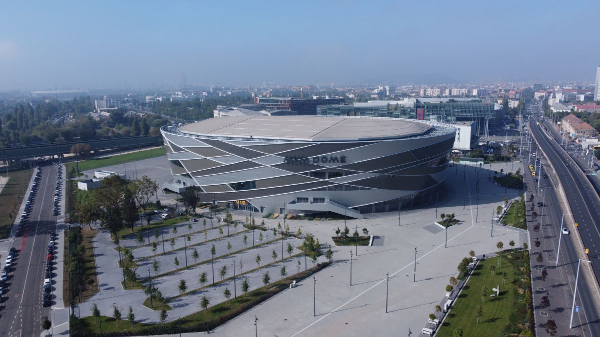 În timp ce Bucureștiul încă tânjește la Polivalentă și patinoar, la Budapesta sunt investiții de aproape un miliard! Ce au surprins reporterii GSP