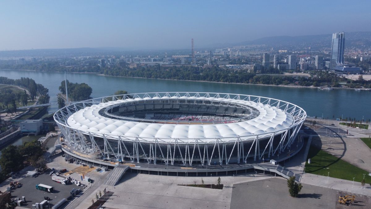 FOTO Stadionul din Budapesta