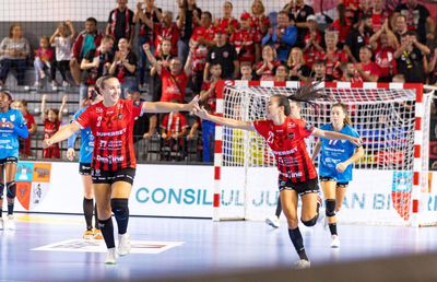 Gloria Bistrița golește „pușculița” și își face echipă pentru Liga Campionilor! Îi dă lovitura Rapidului