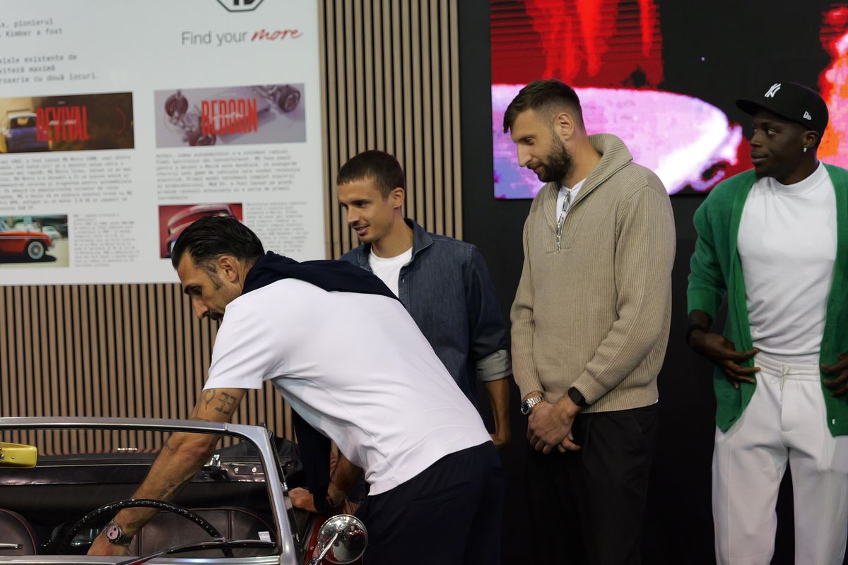 FCSB a „parcat” la Salonul Auto București » Întrebarea care i-a făcut pe toți să râdă
